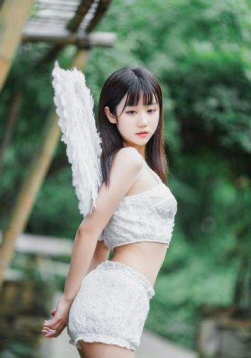 日韩美女免费网站_迅雷下载电影
