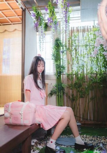 2016欧美大牌女装图片_720全集免费播放