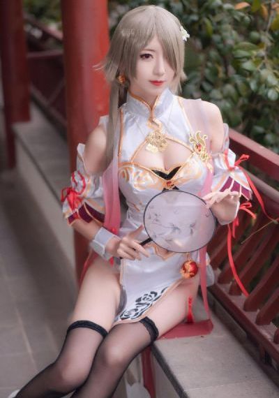 婷婷国产av精品秘免费_午夜在线观看完整版