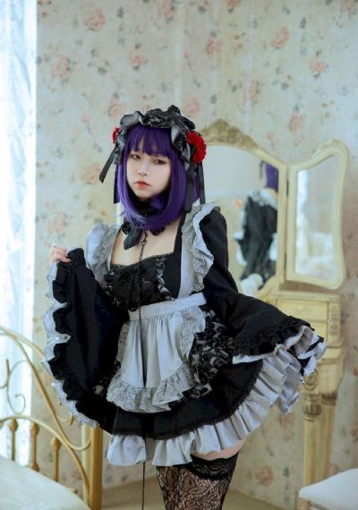 欧美美女性服务_4K在线观看高清