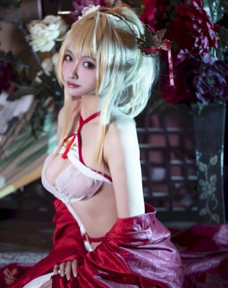 欧美乱妇120p_超清HD在线观看
