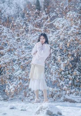 欧美高端女装批发厂家_4K免费高清观看